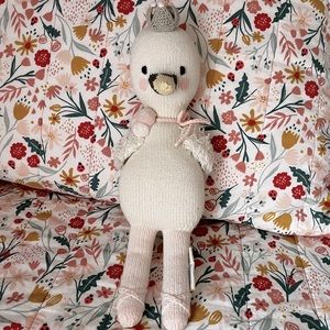 Cuddle and kind doll Harlow
